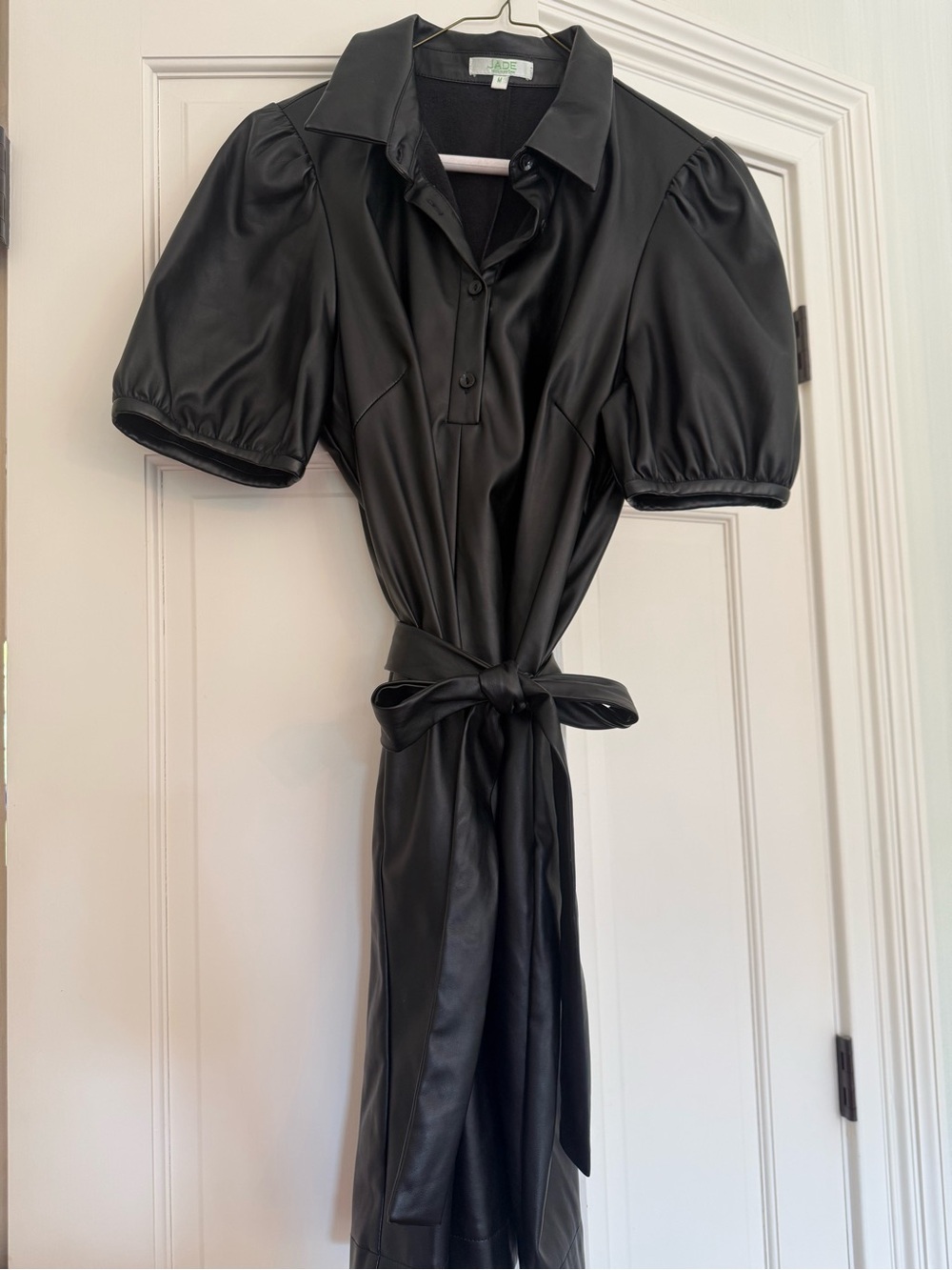 Jade size M Effortless Black Faux-Leather Shirt Dress with Tie Waist